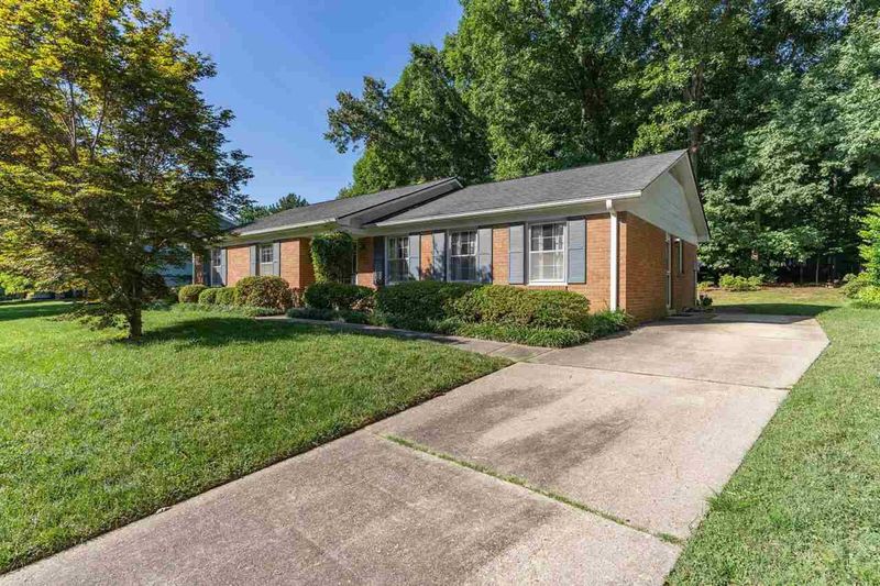 3013 Old Orchard Rd, Raleigh, NC 27607