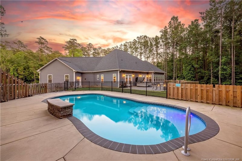 3015 Morning Dew Ln, Fayetteville, NC 28306