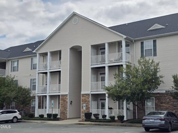 3015 Winston Dr #112, Burlington, NC 27215