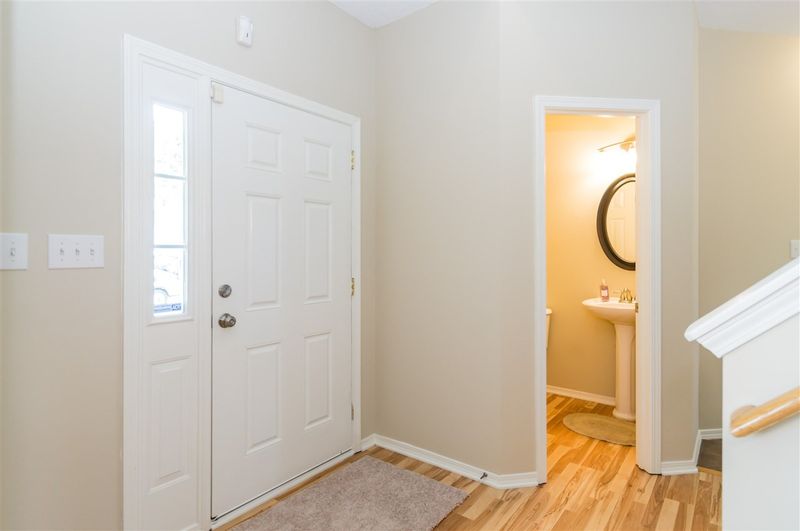 3016 Buttonwood Ln, Clayton, NC 27520