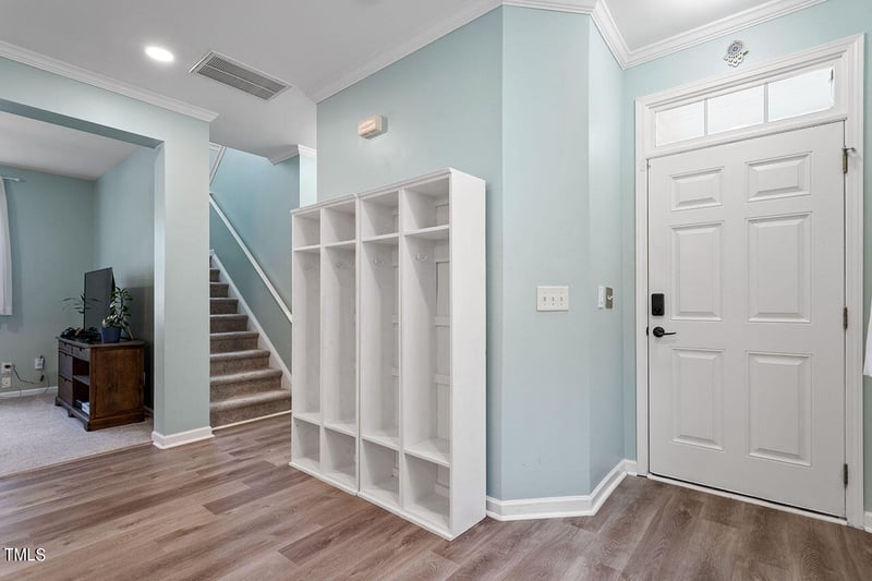 3016 Remington Oaks Cir, Cary, NC 27519