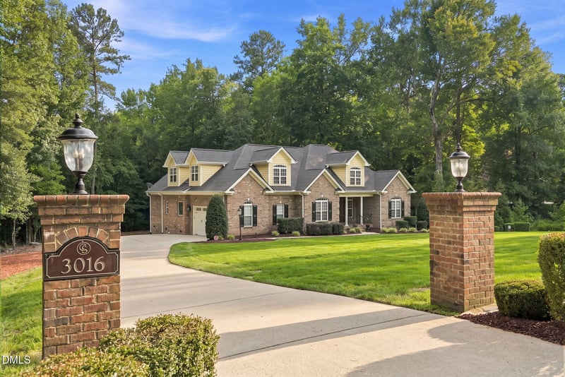3016 Slippery Creek Ct, Raleigh, NC 27616