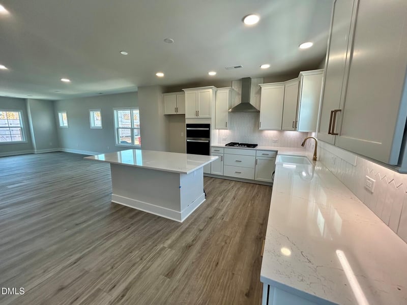 3016 White Rail Dr, Fuquay Varina, NC 27526