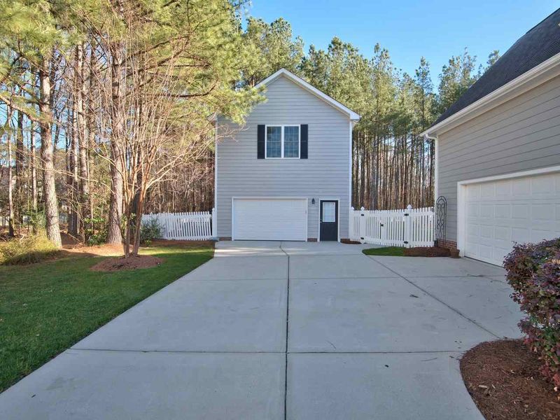 30169 Pharr, Chapel Hill, NC 27517