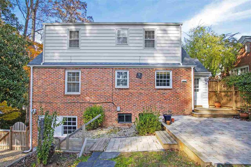 3017 Mayview Rd, Raleigh, NC 27607