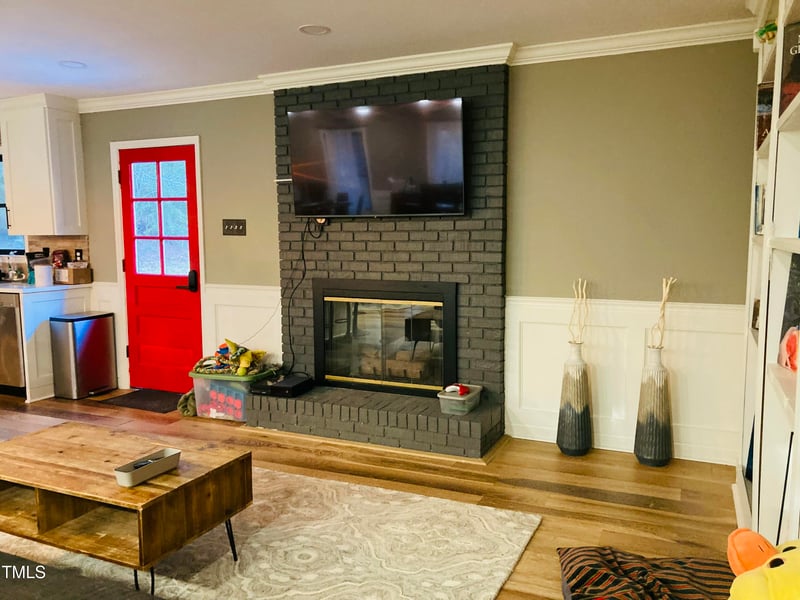 3018 Green Hill Dr, Chapel Hill, NC 27514