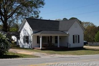 302 13th St, Erwin, NC 28339
