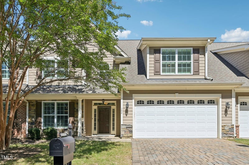 302 Bon Marche Ln, Raleigh, NC 27615