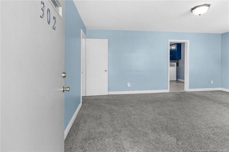 302 Brookwood Ave, Fayetteville, NC 28301