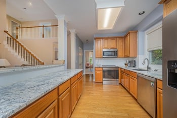 302 Caraway Ln, Cary, NC 27519