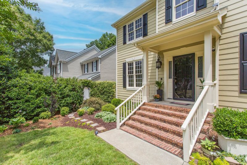 302 Castle Hayne Dr, Cary, NC 27519