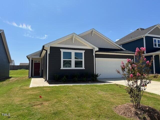 302 Chestnut Oak Ln, Lillington, NC 27546