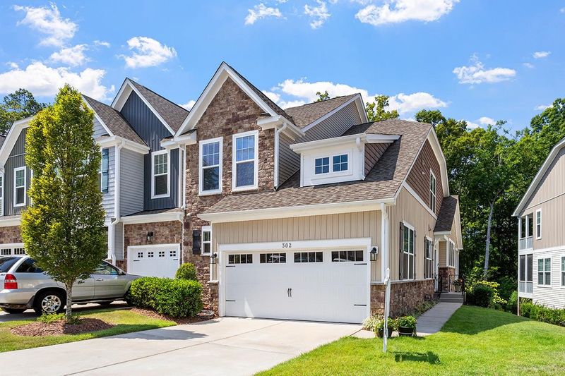 302 Copperfield Ct, Cary, NC 27513