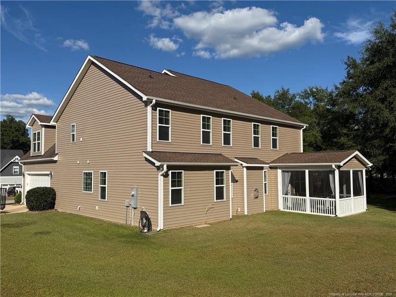 302 Executive Dr, Lillington, NC 27546