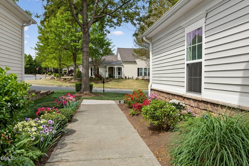 302 Fenmore Pl, Cary, NC 27519