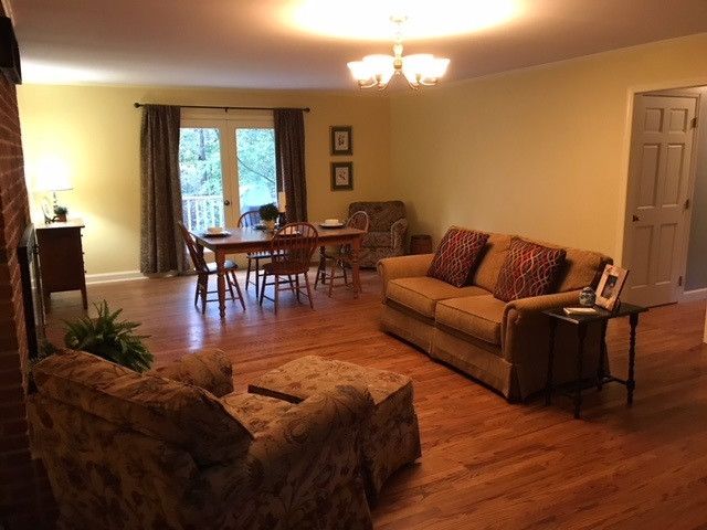 302 Gentry Ln, Hillsborough, NC 27278