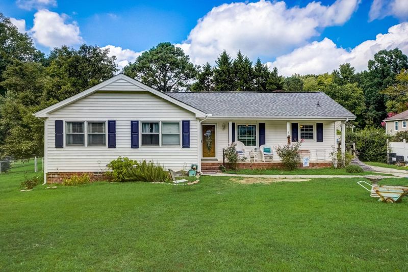 302 Gower Dr, Knightdale, NC 27545