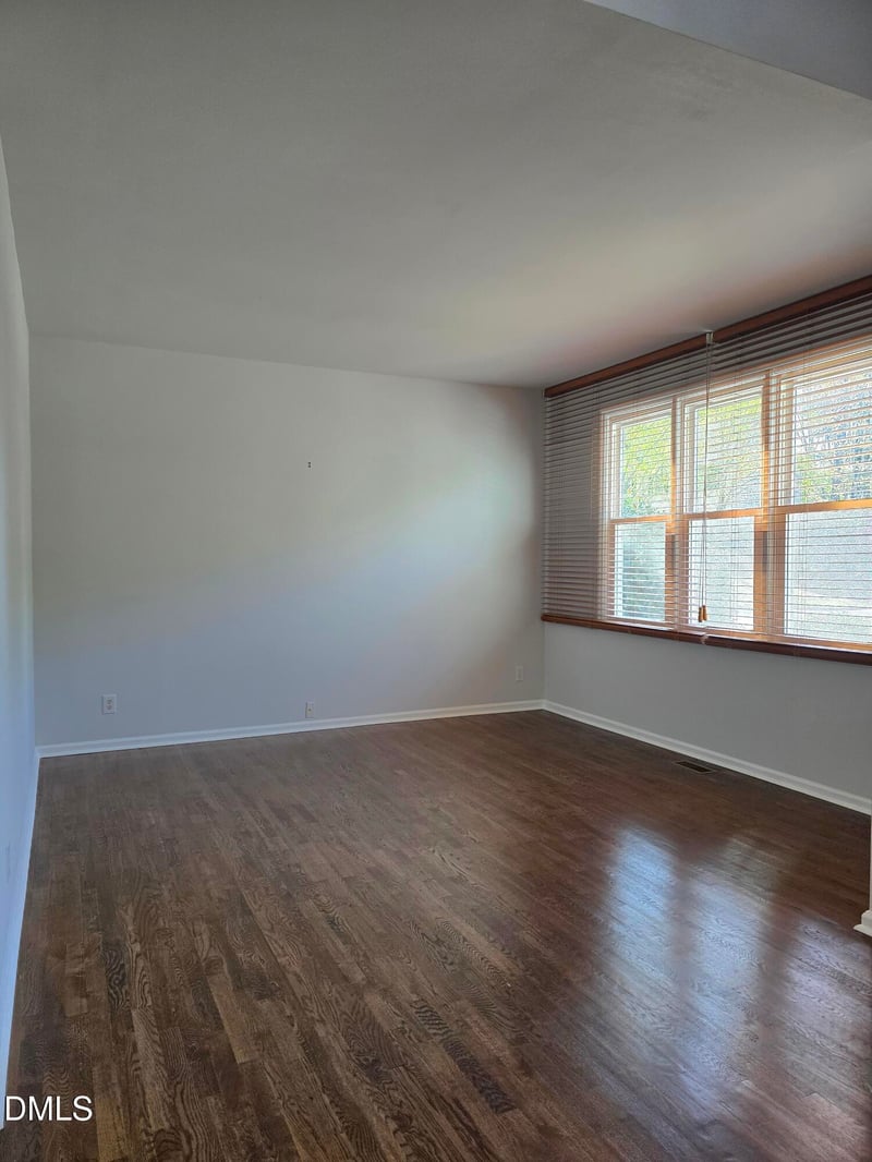 302 Halls Mill Dr, Cary, NC 27519