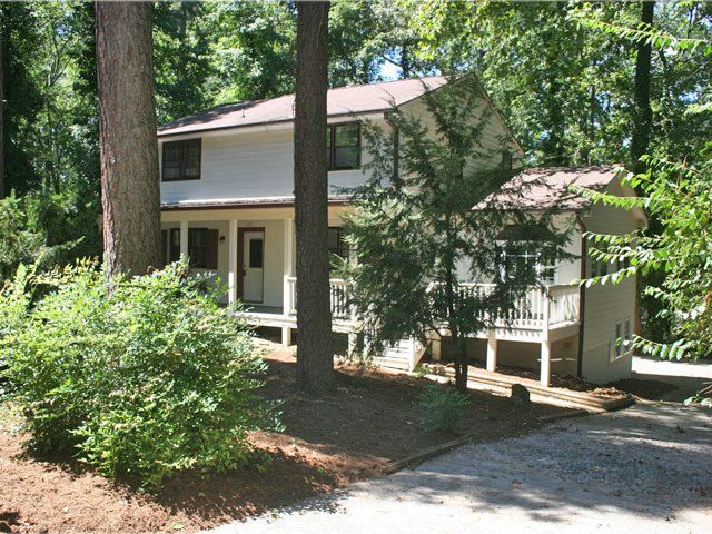 302 Hemlock Dr, Chapel Hill, NC 27517