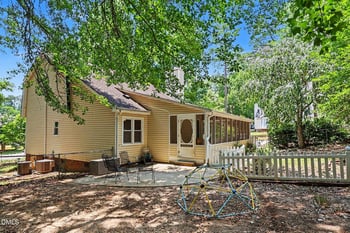 302 Hutchins Dr, Garner, NC 27529