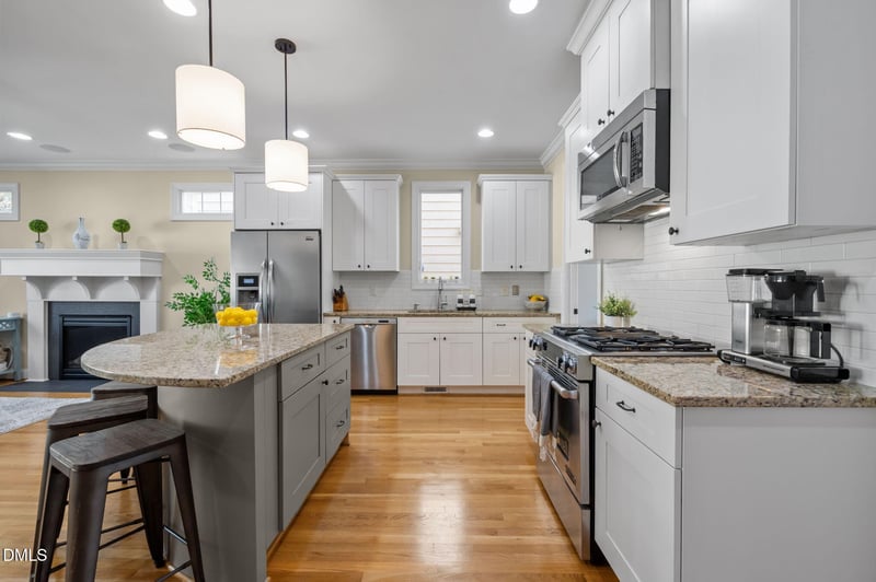 302 Jewell Dr, Chapel Hill, NC 27516