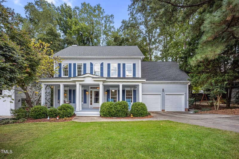 302 Maple Creek Ct, Apex, NC 27502