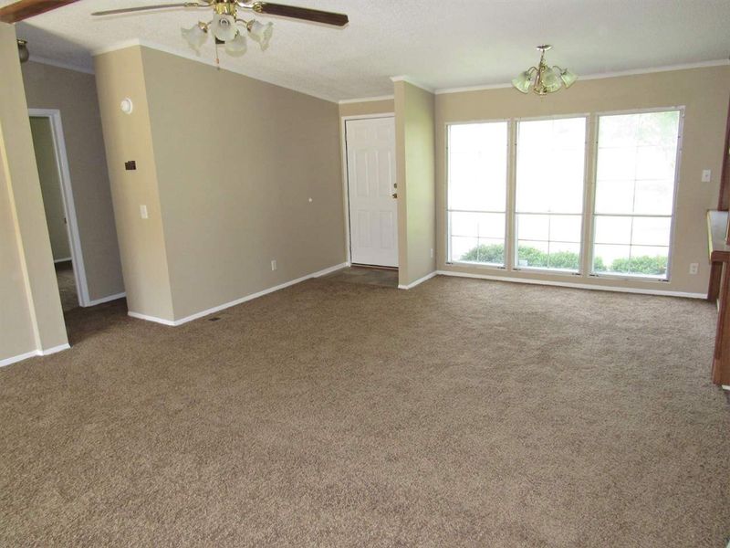 302 E Mason St, Franklinton, NC 27525