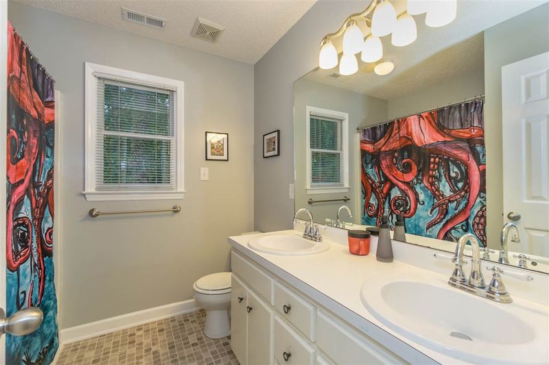 302 New Rail Dr, Cary, NC 27513