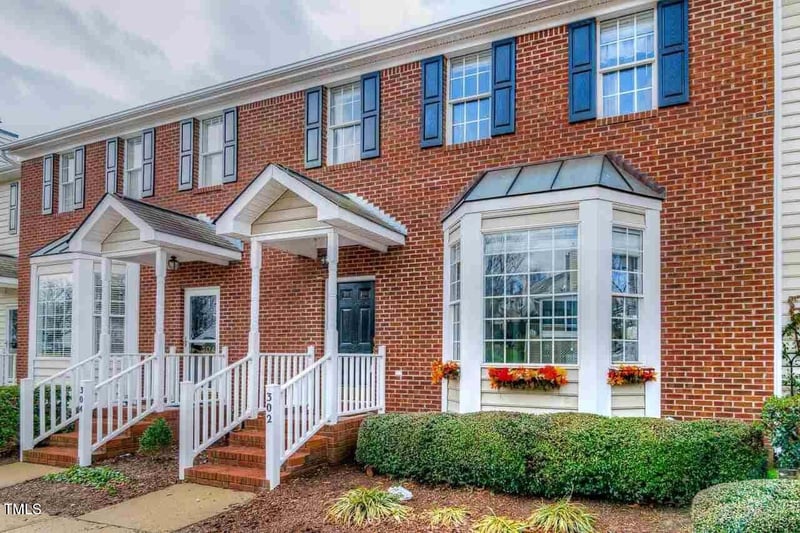 302 Nottinghill Walk, Apex, NC 27502
