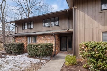 302 Oak Tree Dr, Chapel Hill, NC 27517