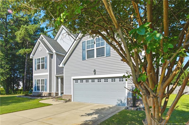302 Otley Ct, Hope Mills, NC 28348