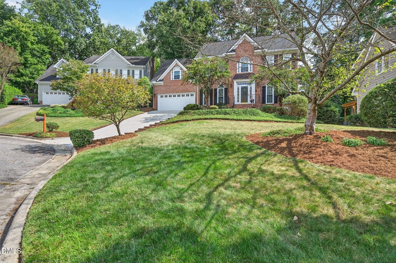 302 Parkbranch Ln, Cary, NC 27519