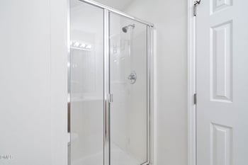 302 Peachtree Point Ct, Cary, NC 27513