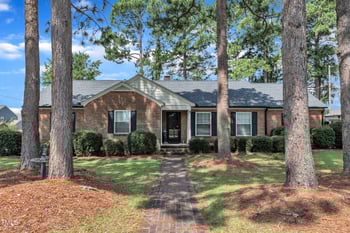 302 Pine St, Benson, NC 27504