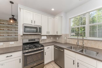 302 Red Elm Dr, Durham, NC 27713