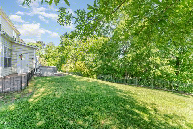 302 Red Elm Dr, Durham, NC 27713