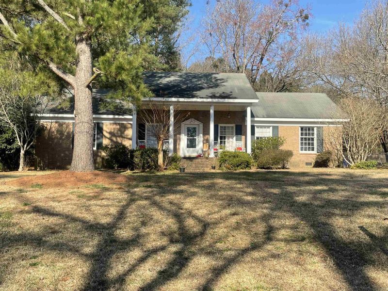 302 S Rogers Dr S, Smithfield, NC 27577