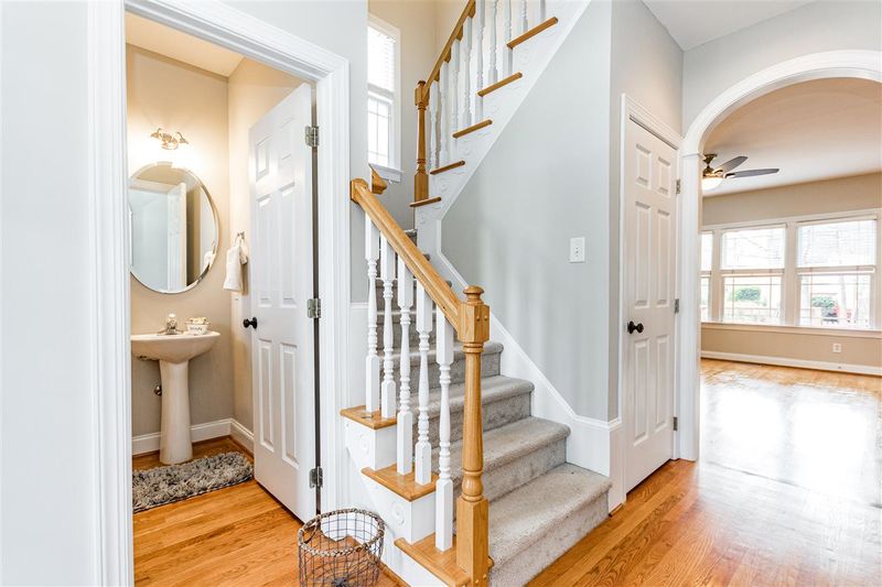 302 Rushing Wind Way, Apex, NC 27502