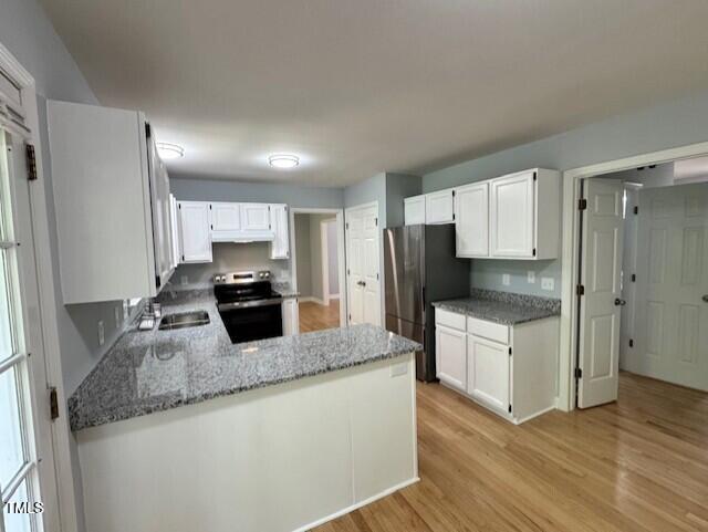 302 Rushingwater Dr, Cary, NC 27513