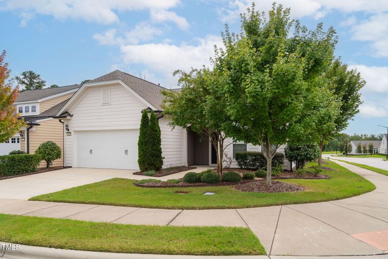 302 Sailfish Ct, Durham, NC 27703