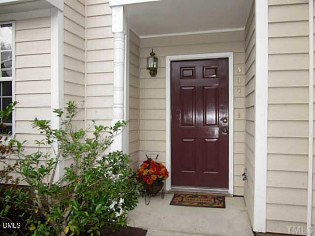 302 Standish Dr, Chapel Hill, NC 27517