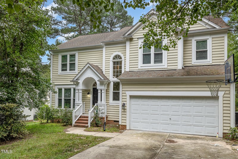 302 Swordgate Dr, Cary, NC 27513
