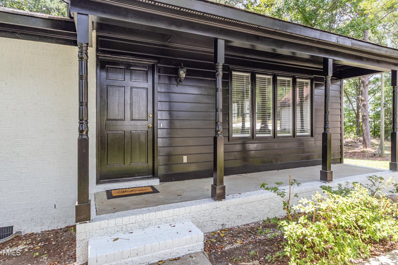 302 Tar River Ave, Louisburg, NC 27549