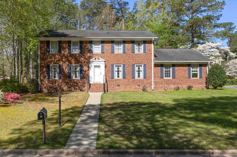 302 Tiffany Cir, Garner, NC 27529