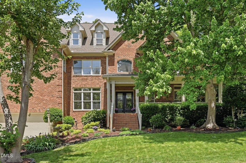 302 Tynemouth Dr, Cary, NC 27513