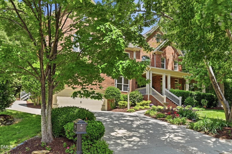 302 Tynemouth Dr, Cary, NC 27513
