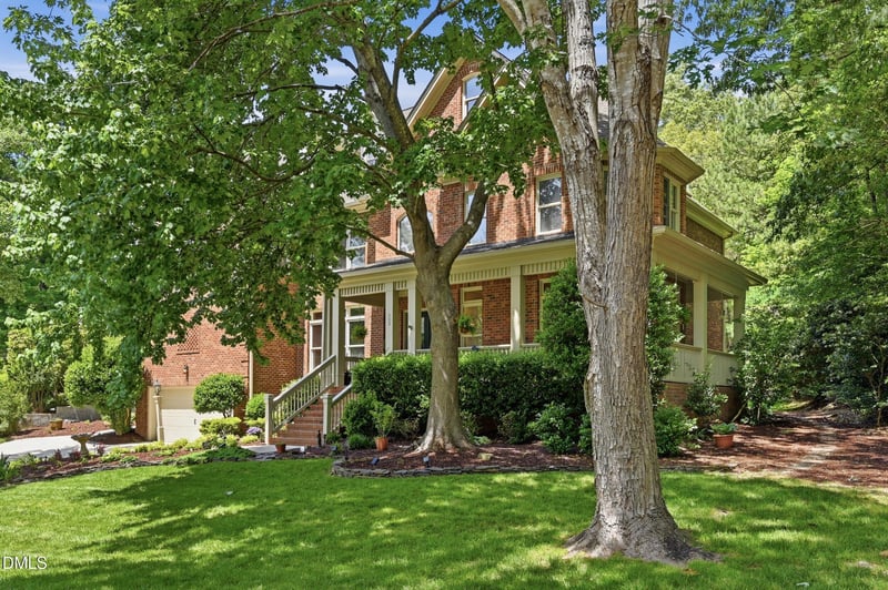 302 Tynemouth Dr, Cary, NC 27513