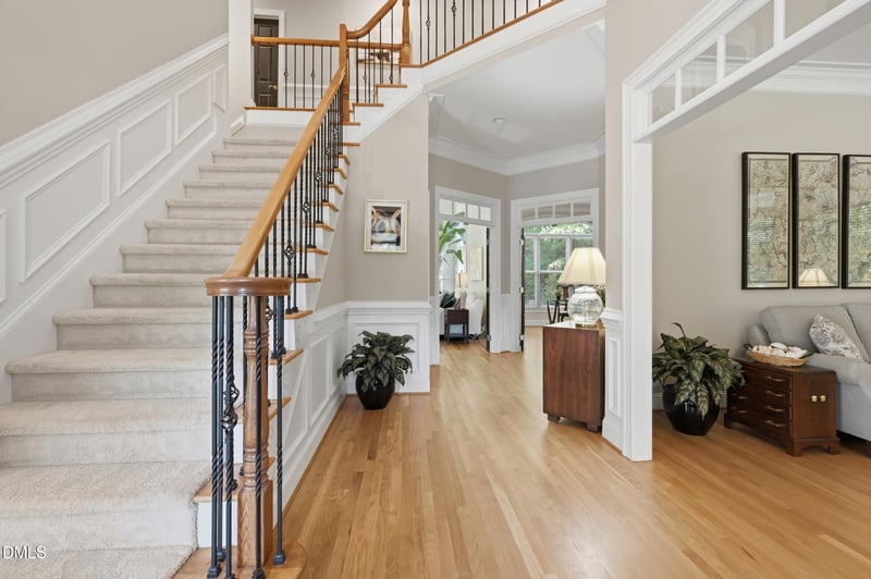 302 Tynemouth Dr, Cary, NC 27513