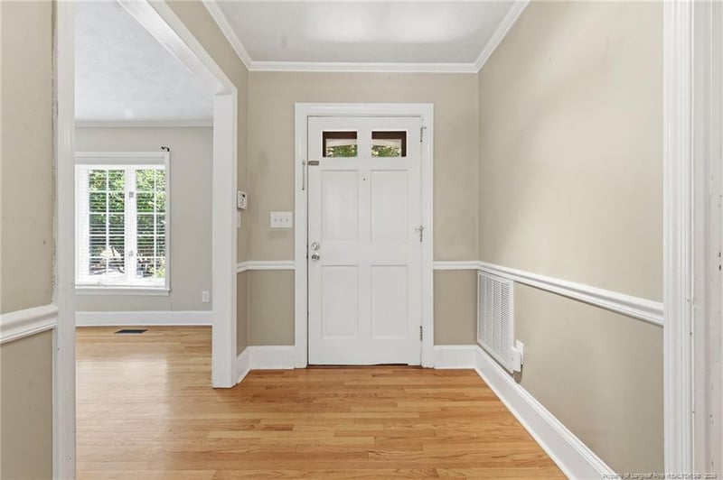 302 Valley Rd, Fayetteville, NC 28305