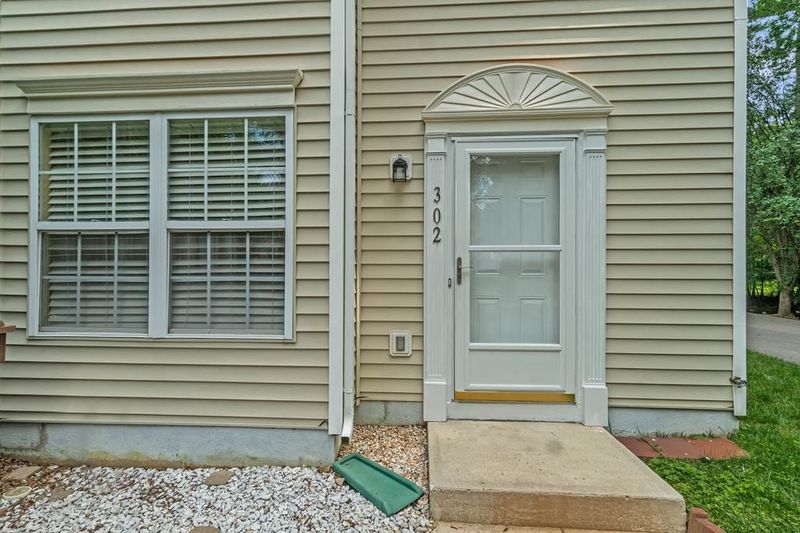 302 Virens Dr, Cary, NC 27511